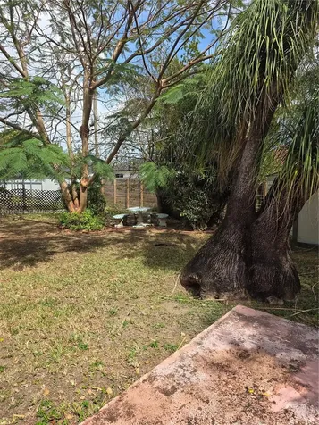 2725 SW 82nd Avenue Miami FL 33155