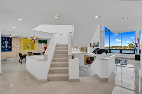279 N Hibiscus Drive Miami Beach FL 33139