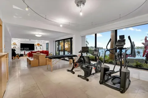 279 N Hibiscus Drive Miami Beach FL 33139