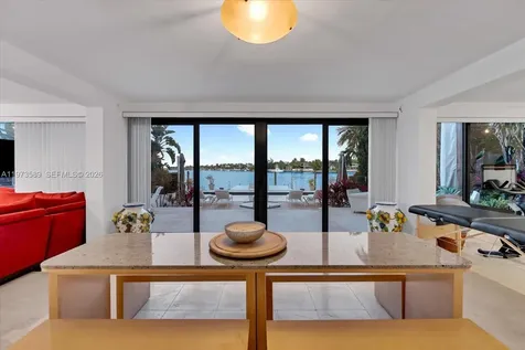 279 N Hibiscus Drive Miami Beach FL 33139