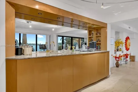 279 N Hibiscus Drive Miami Beach FL 33139