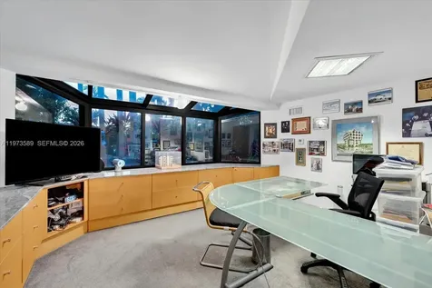 279 N Hibiscus Drive Miami Beach FL 33139