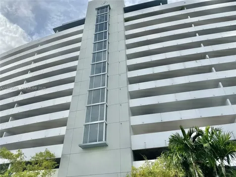 36 NW 6th Avenue Miami FL 33128
