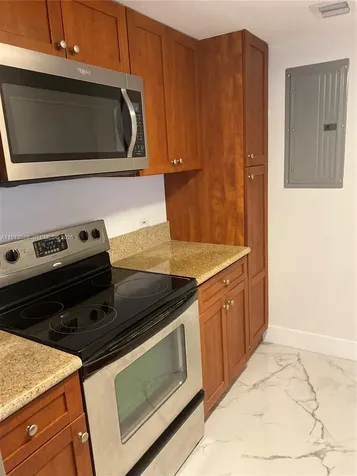 36 NW 6th Avenue Miami FL 33128