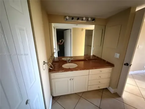 6601 SW 116th Court Miami FL 33173