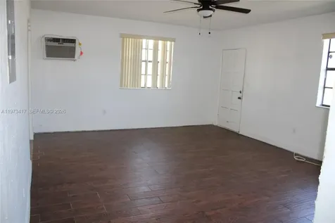 5940 NW 21st Avenue Miami FL 33142