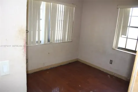5940 NW 21st Avenue Miami FL 33142