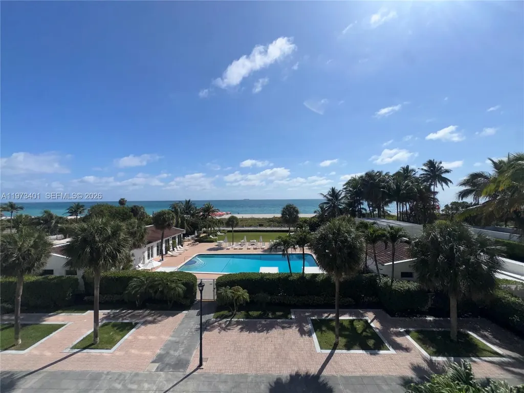 2457 Collins Avenue Miami Beach FL 33140