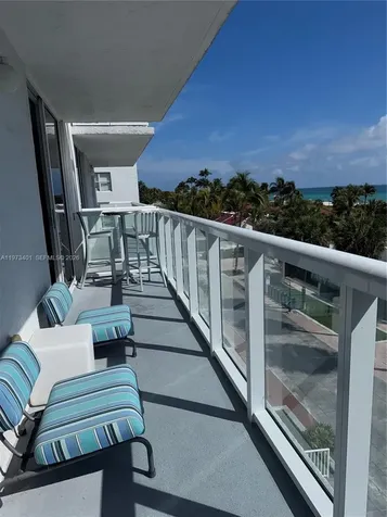 2457 Collins Avenue Miami Beach FL 33140