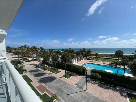 2457 Collins Avenue Miami Beach FL 33140
