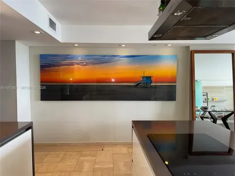 2457 Collins Avenue Miami Beach FL 33140