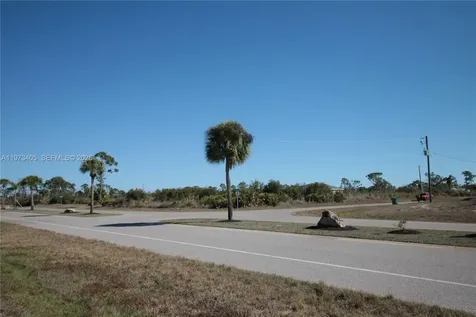 28 Harness Road Other City - In The State Of Florida FL 33946