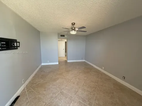 100 Bayview Drive Sunny Isles Beach FL 33160