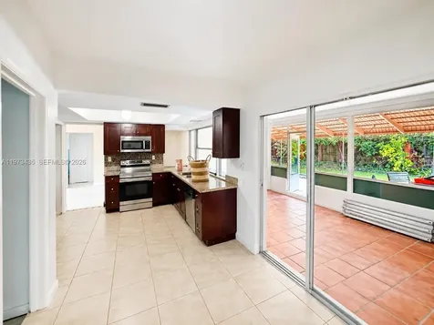 6560 NW 25th Court Sunrise FL 33313