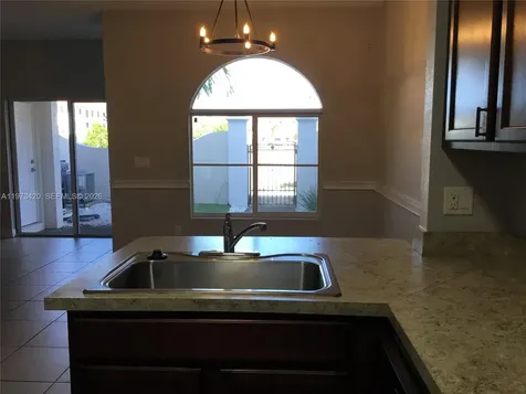 Lauderdale Lakes FL 33311