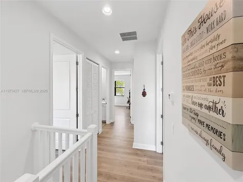 135 NW 209th Trail Pembroke Pines FL 33029