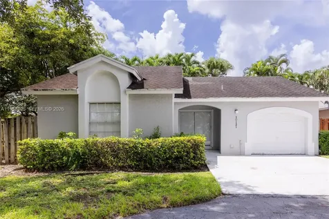 10121 NW 51st Lane Doral FL 33178