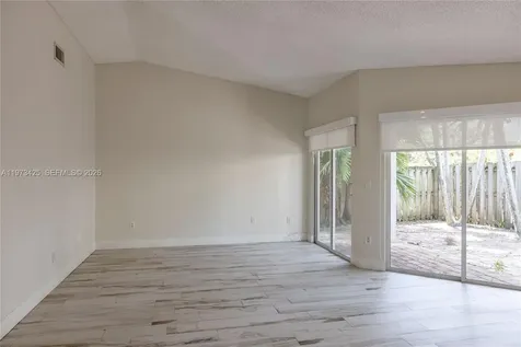 10121 NW 51st Lane Doral FL 33178
