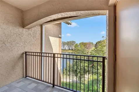 151 SW 117th Avenue Pembroke Pines FL 33025