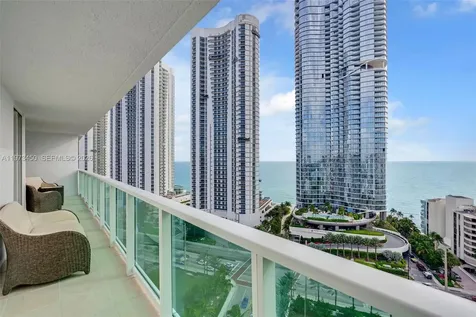 100 Bayview Drive Sunny Isles Beach FL 33160