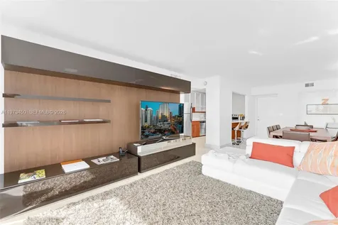 100 Bayview Drive Sunny Isles Beach FL 33160