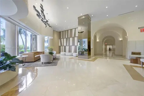 19355 Turnberry Way Aventura FL 33180