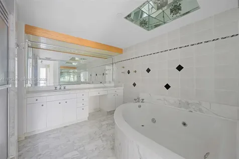 19355 Turnberry Way Aventura FL 33180
