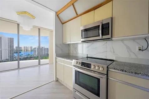 19355 Turnberry Way Aventura FL 33180
