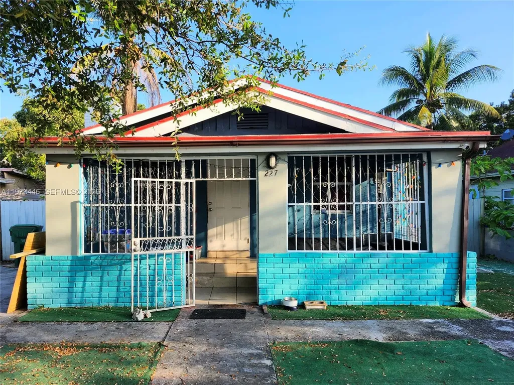 227 NW 33rd Street Miami FL 33127