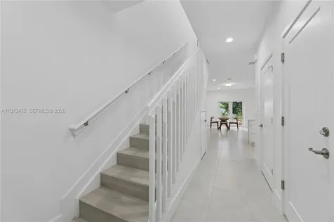 1305 NW 27 Avenue Pompano Beach FL 33069