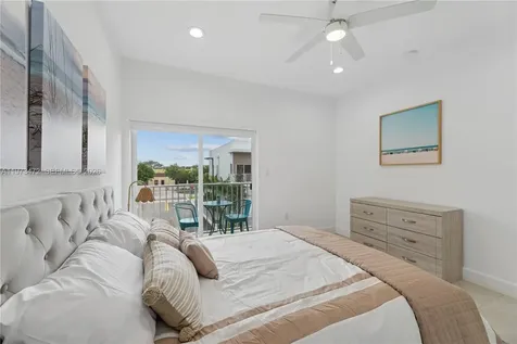 1305 NW 27 Avenue Pompano Beach FL 33069