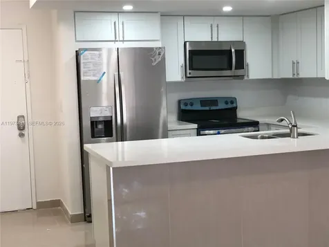 8883 Fontainebleau Boulevard Miami FL 33172