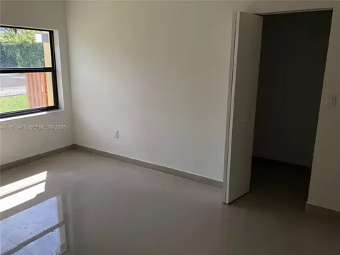 8883 Fontainebleau Boulevard Miami FL 33172
