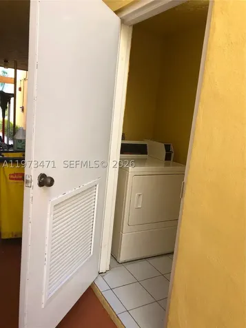 8883 Fontainebleau Boulevard Miami FL 33172