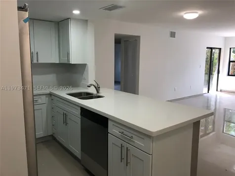 8883 Fontainebleau Boulevard Miami FL 33172
