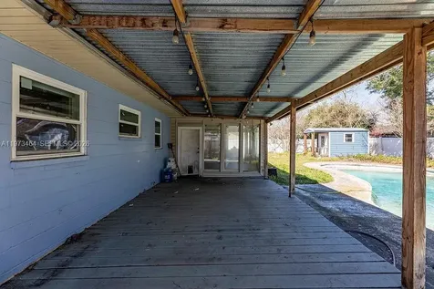 7837 Rondeau Drive E Jacksonville FL 32217