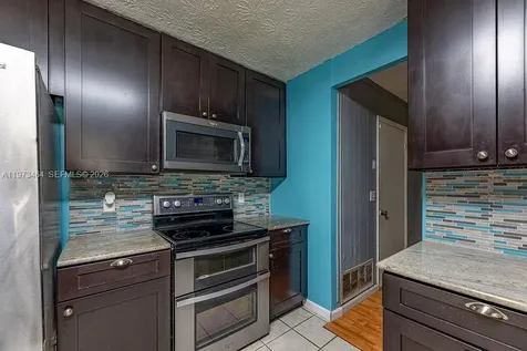 7837 Rondeau Drive E Jacksonville FL 32217