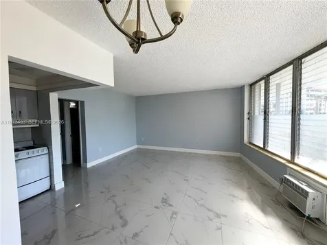 3177 S Ocean Drive Hallandale Beach FL 33009