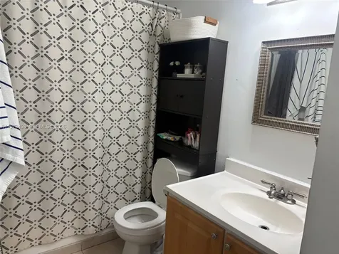 18304 NW 68th Avenue Hialeah FL 33015