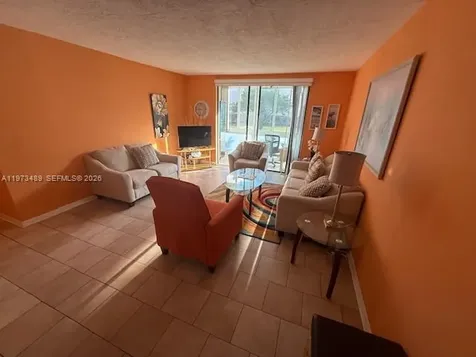 2801 Somerset Drive Lauderdale Lakes FL 33311