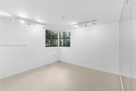 101 Ocean Lane Drive Key Biscayne FL 33149