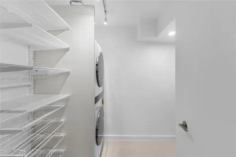 101 Ocean Lane Drive Key Biscayne FL 33149