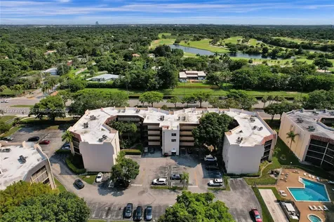 6655 W Broward Boulevard Plantation FL 33317