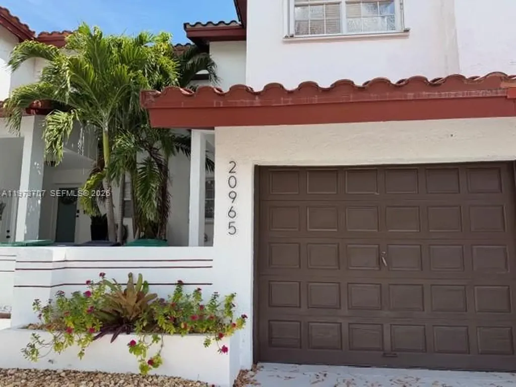 20965 SW 84th Avenue Cutler Bay FL 33189