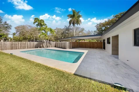 6260 Plantation Road Plantation FL 33317