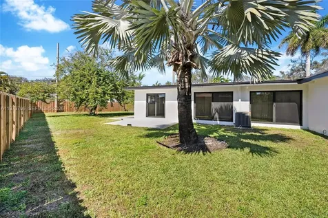 6260 Plantation Road Plantation FL 33317