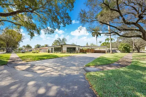 6260 Plantation Road Plantation FL 33317
