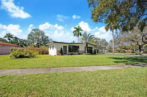 6260 Plantation Road Plantation FL 33317