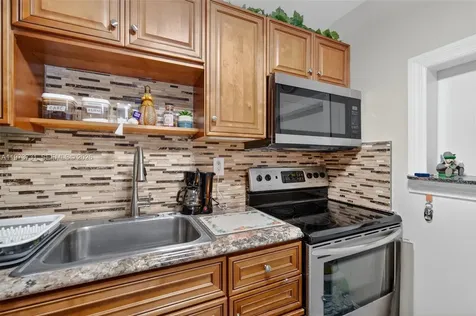 8851 Sunrise Lakes Boulevard Sunrise FL 33322