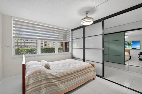 8851 Sunrise Lakes Boulevard Sunrise FL 33322